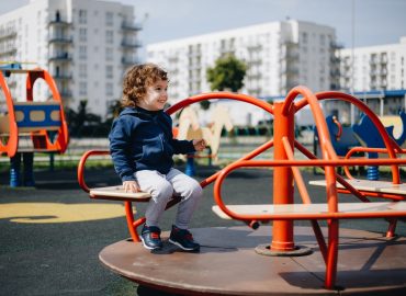 Nowe przepisy wzbudzają obawy deweloperów. Chodzi o place zabaw