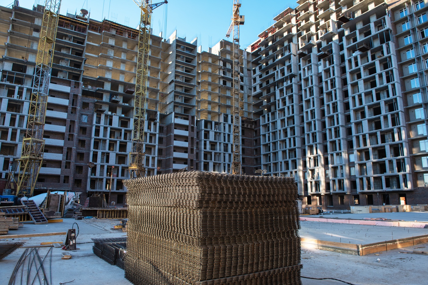 Czy kolejne obniżki stóp procentowych rozkręcą rynek nieruchomości?